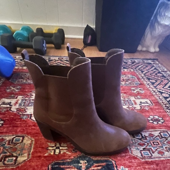 Crown vintage brown leather booties - Picture 2 of 6